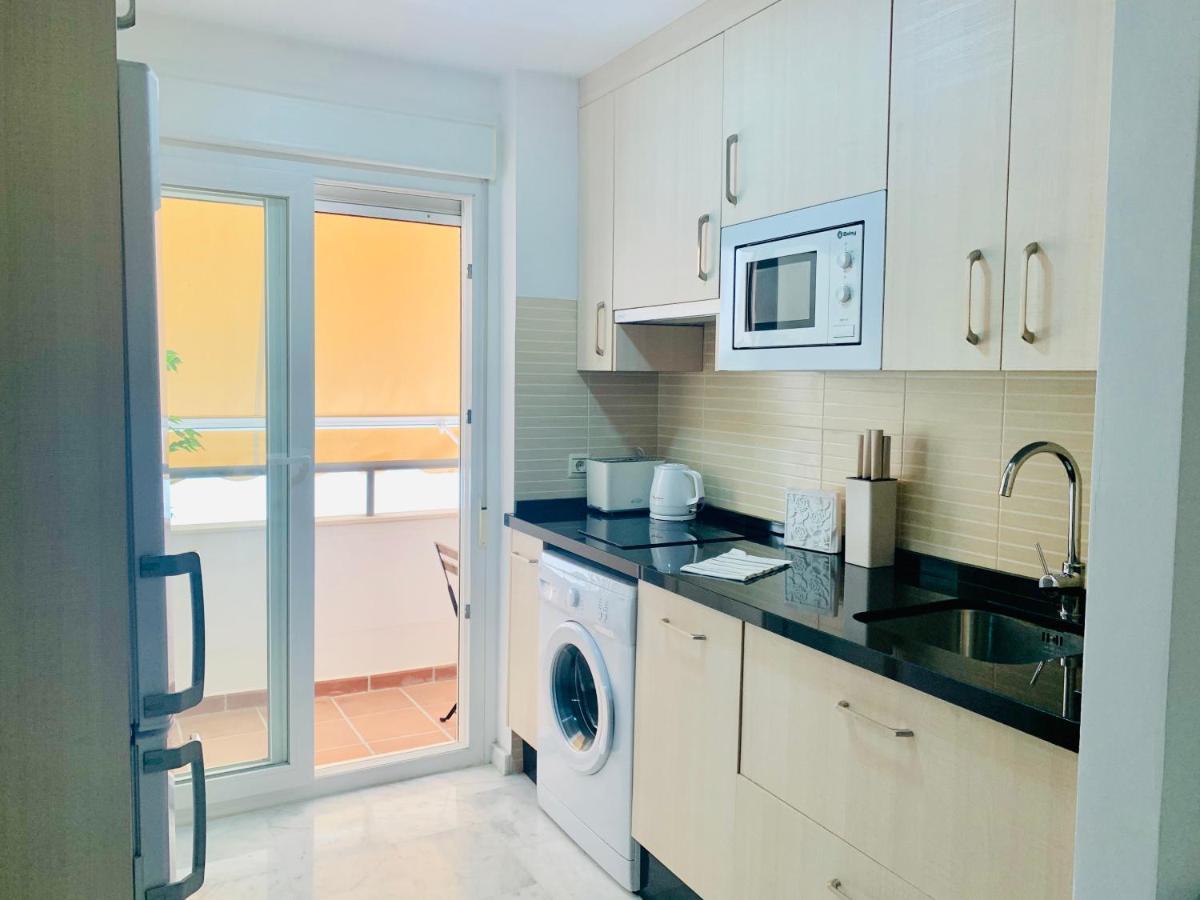 Homely Malaga Parras Con Terraza Interior Y Parking Privado Bajo Suplemento Bagian luar foto
