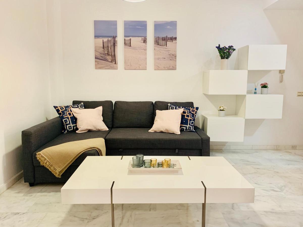 Homely Malaga Parras Con Terraza Interior Y Parking Privado Bajo Suplemento Bagian luar foto
