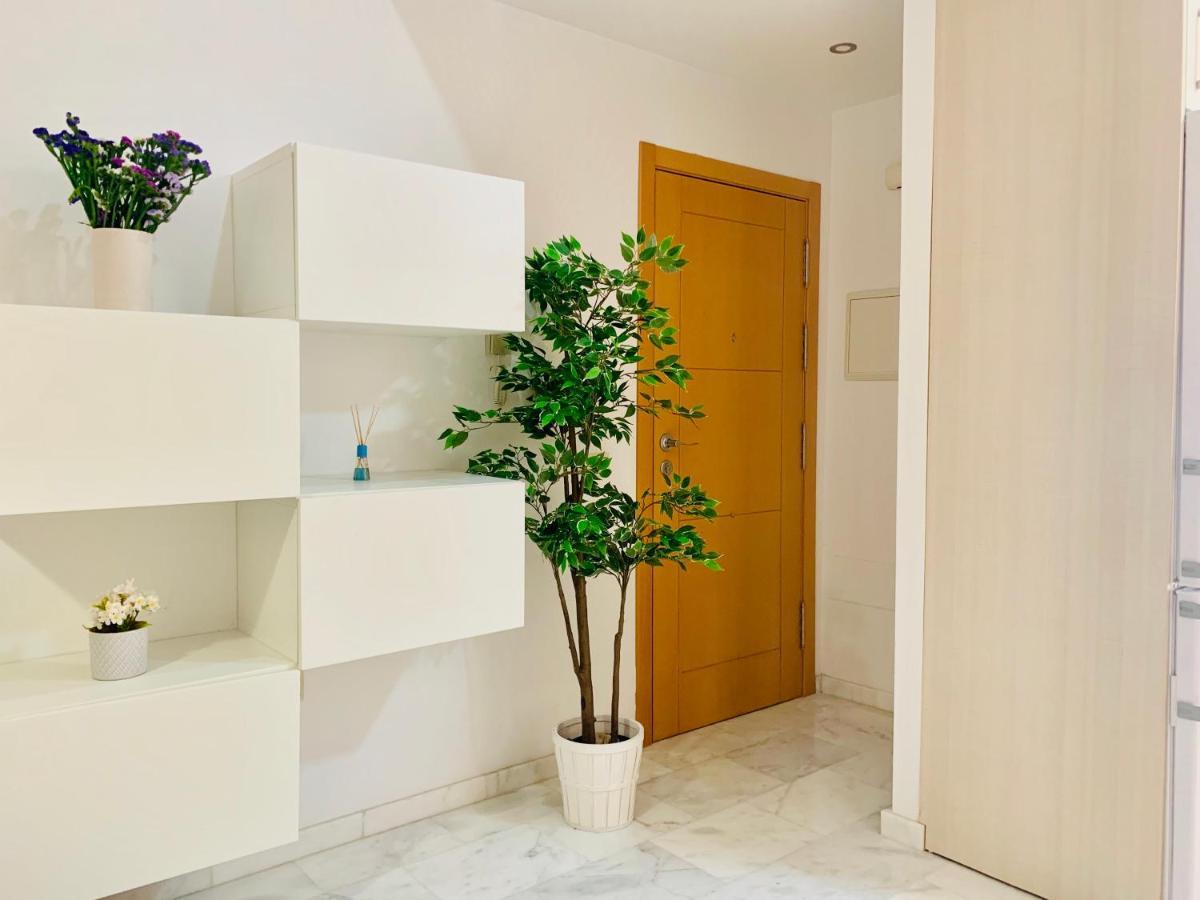 Homely Malaga Parras Con Terraza Interior Y Parking Privado Bajo Suplemento Bagian luar foto