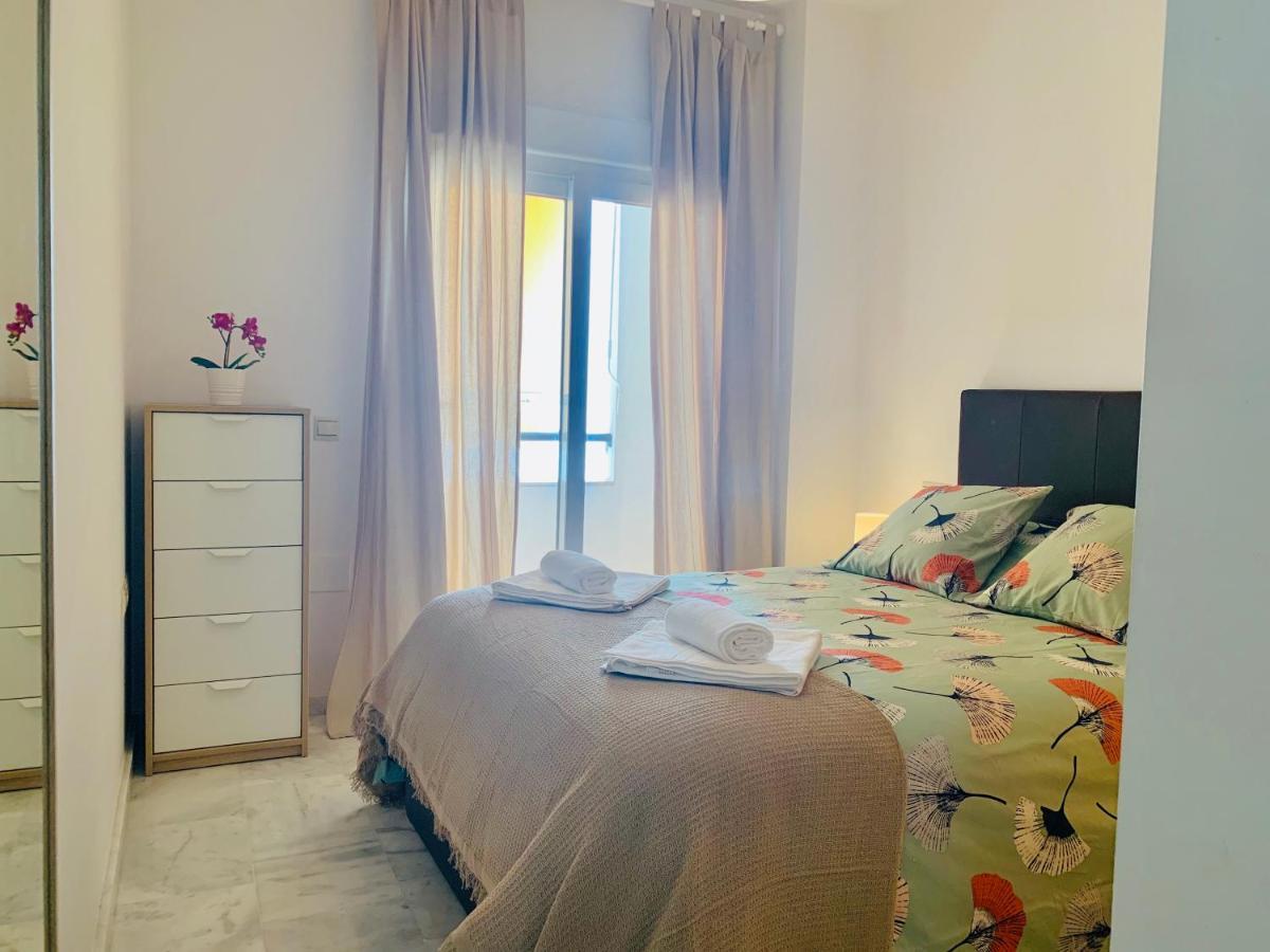 Homely Malaga Parras Con Terraza Interior Y Parking Privado Bajo Suplemento Bagian luar foto